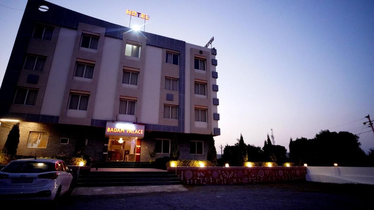Hotel Badam Palace Udaipur Exterior foto